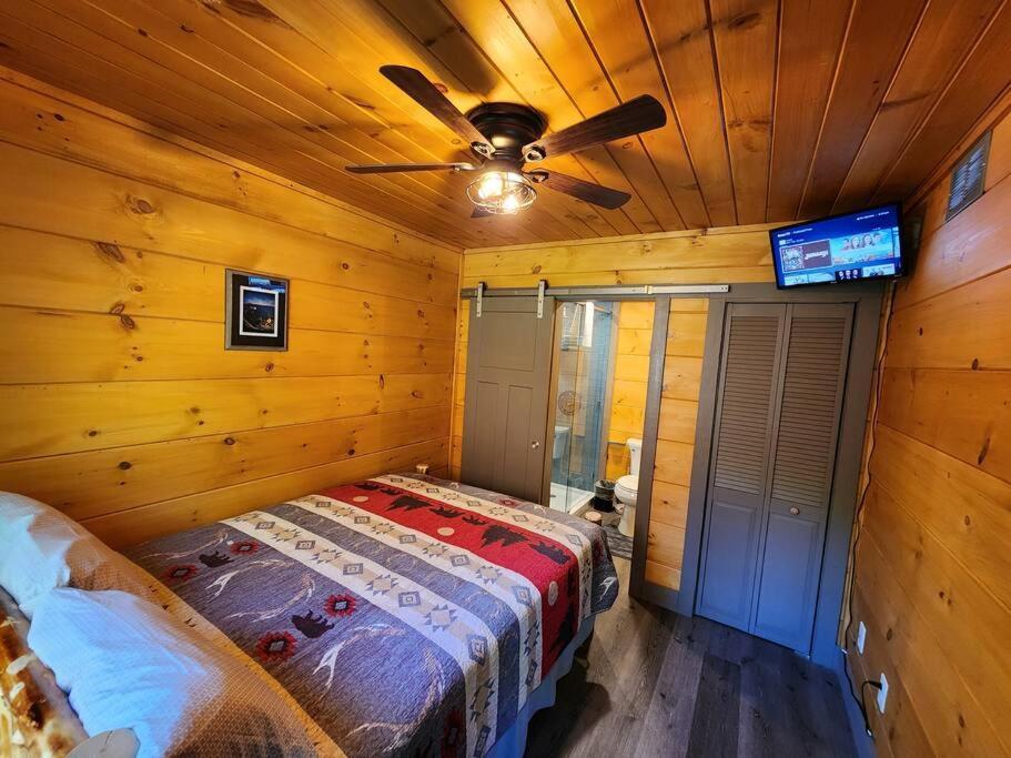 Dancing Bear Cabin- Relax & Enjoy! Sevierville Buitenkant foto