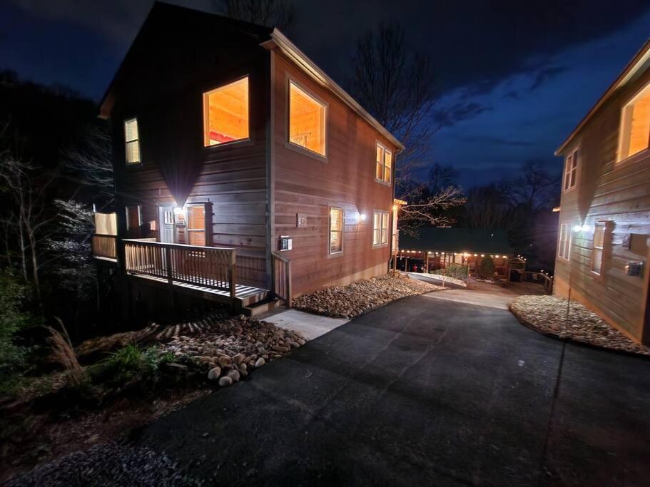 Dancing Bear Cabin- Relax & Enjoy! Sevierville Buitenkant foto